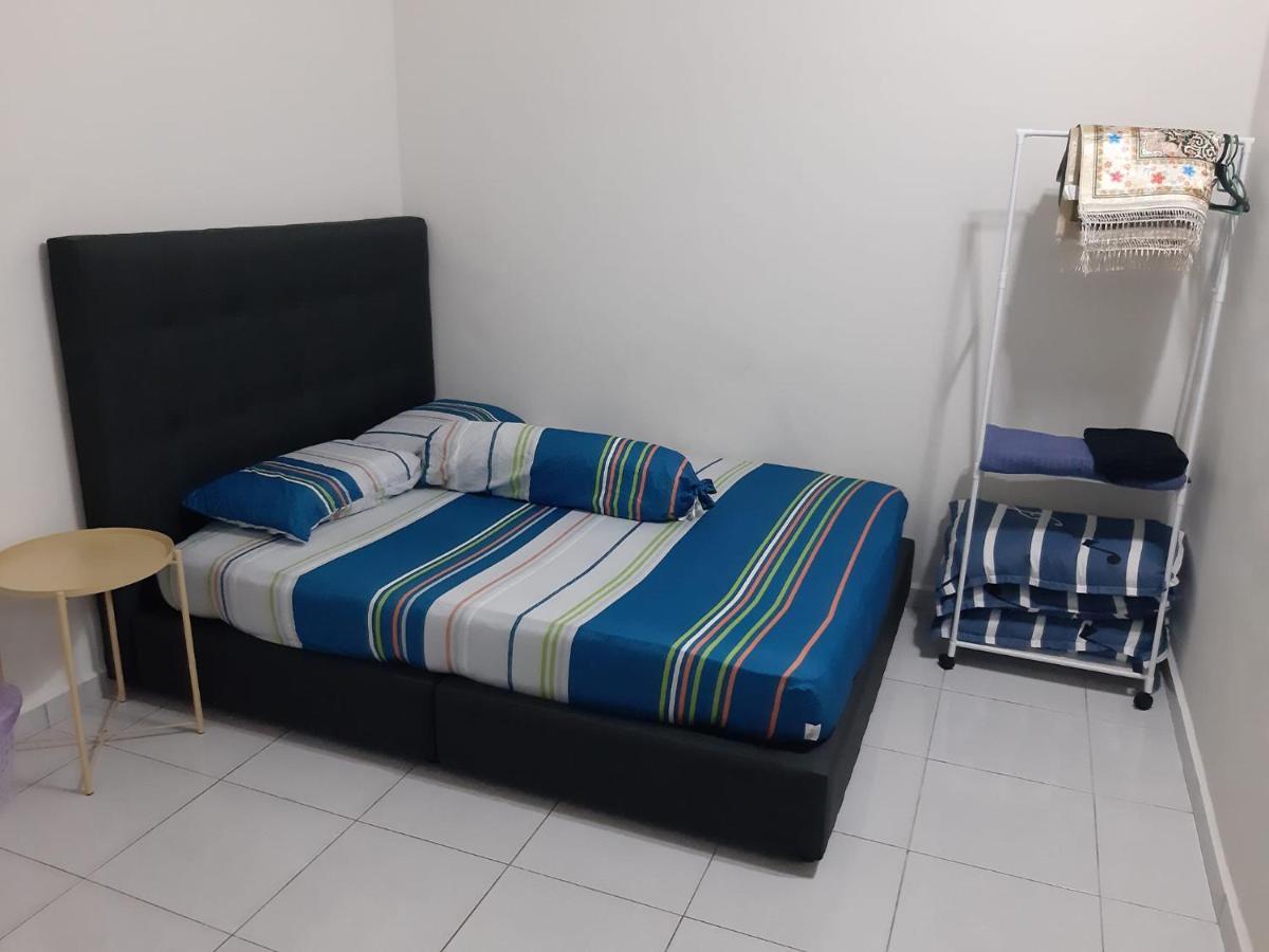 Rumah Armand Melaka 4Br Fully Aircond ภายนอก รูปภาพ